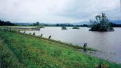 [7] zalany suchy zbiornik; stan z 8 VIII 2006 Galas Halina