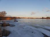 Jezioro zimową porą